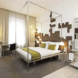 Pure White 4* Prague
